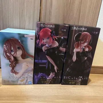 5등분의 신부 나카노 미쿠 나카노 니노 피규어