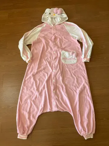 [ 익명 배송 ] HELLO KITTY 플리스 인형옷