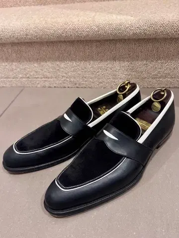 Crockett&Jones UK9 핸드 그레이드 로퍼