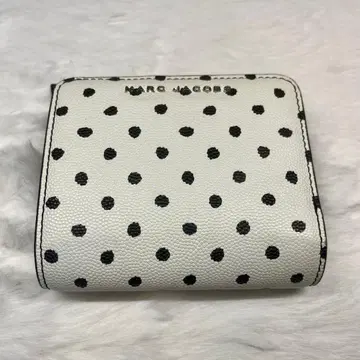 [컨디션 최상] MARC JACOBS 도트 무늬 접이식 지갑