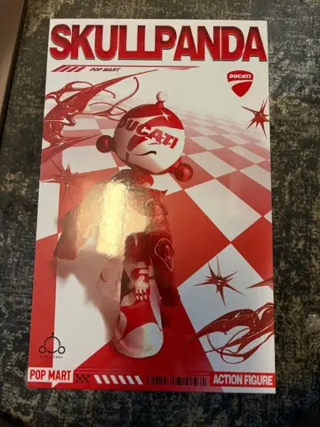 Skullpanda 액션 피규어 Ducati 콜라보 popmart