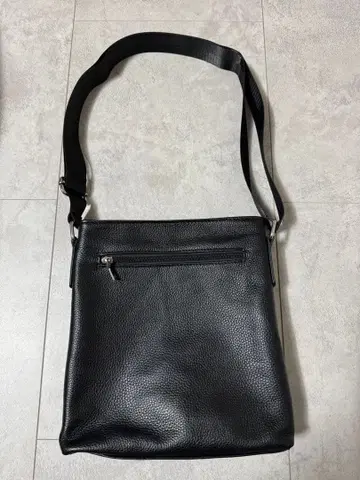 천연 가죽 숄더백, 멀티 포켓 새상품