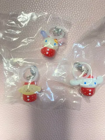 산리오 캐릭터즈 딸기 메지루시 액세서리 3개 세트