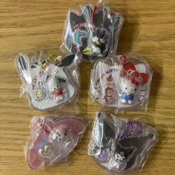 패키지 참 산리오 키티, 마이멜로디, 쿠로미, 포차코, 배츠마루 5종