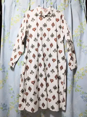 완판템 그라니프 주나이다 콜라보 카드놀이 셔츠 원피스