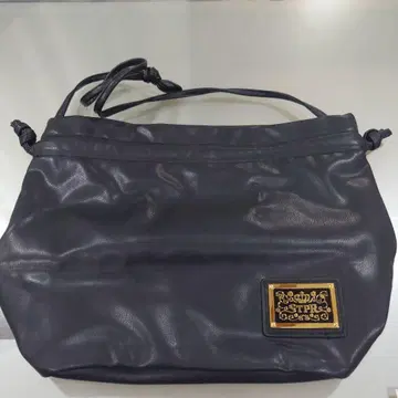 스토푸리 숄더백 로고 포함