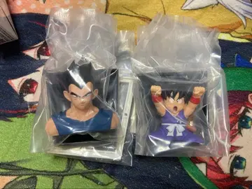 제일복권 드래곤볼 E상 만화 스트럭처 2종 손오공 베지터