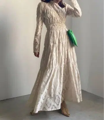 AMERI LACE SHIRRING DRESS