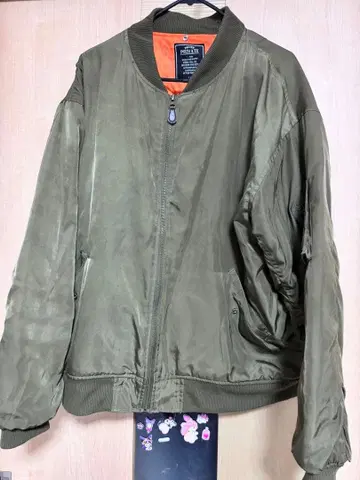 MA-1 스타일 자켓 LL 올리브