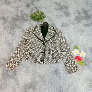 [ ICB ] 테일러드 자켓 기하학 패턴 숏 기장