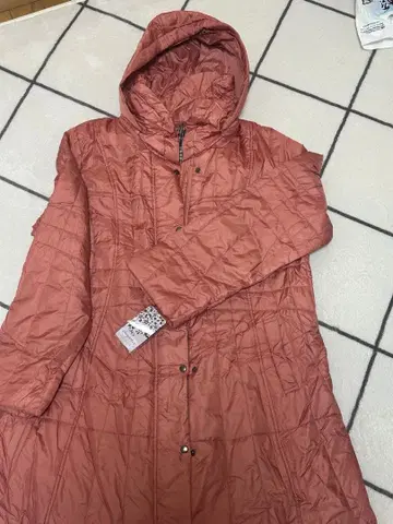후드 부착 핑크 다운 자켓 L
