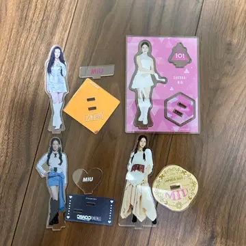 ME:I 사쿠라이 미우 아크릴 스탠드