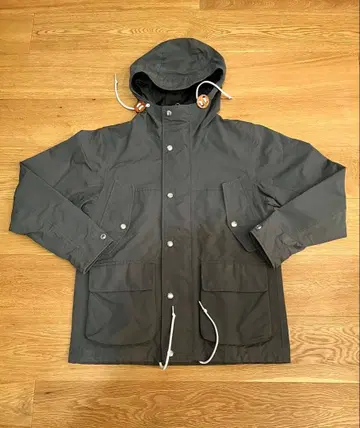 HELLY HANSEN ( 헬리한센 ) 마운틴 파카