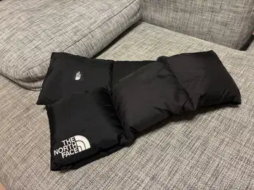 THE NORTH FACE 블랙 머플러