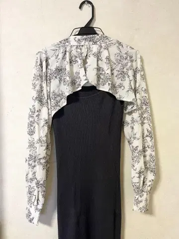 LIP SERVICE 데콜테 OPEN 레이어드 니트 원피스