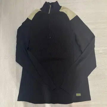 네이비 하이넥 스웨터 HUGO BOSS