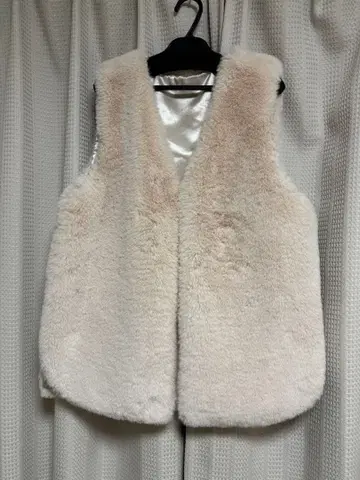 NATURAL BEAUTY BASIC 퍼 베스트