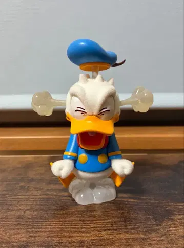 도날드 52toys 도널드덕 클럽 90 피규어