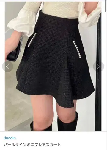 dazzlin 펄 라인 미니 플레어 스커트