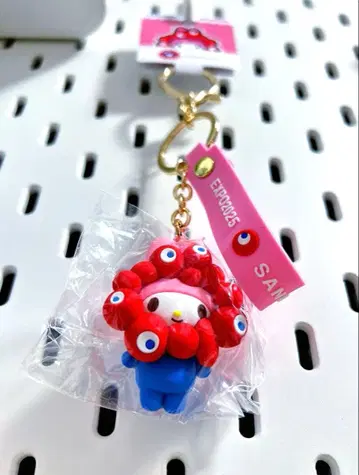 EXPO2025 마이멜로디 미야쿠미야쿠 콜라보 키링