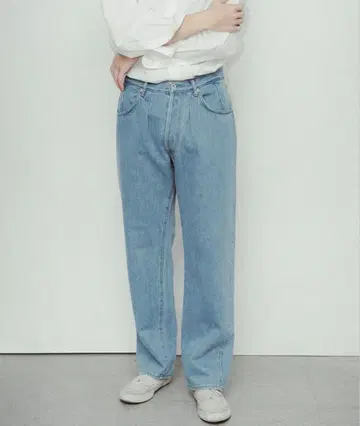 PICCADILLY 스트레이트 데님 라이트 블루