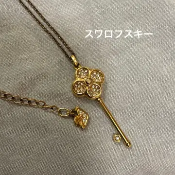 [레어템] 스와로브스키 꽃과 열쇠 모티브 목걸이