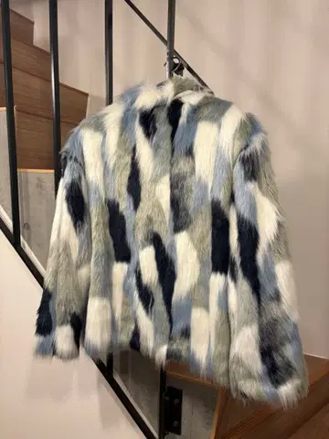 퍼 자켓 블루 화이트