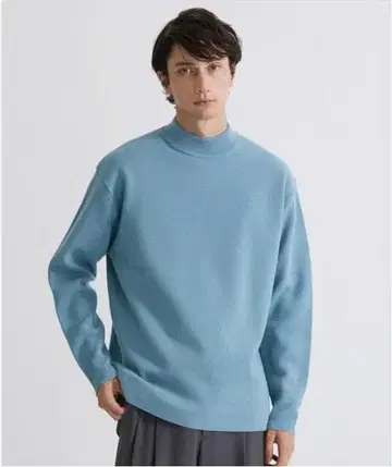 UNITED TOKYO 울 밀라노 리브 모크넥 니트 블루