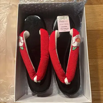 빨간 꽃무늬 조리 동백 자수 프리 사이즈 후리소데 성인식