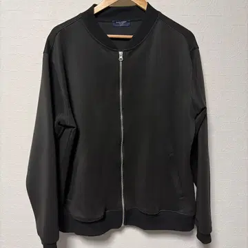 블랙 집업 맨투맨 자켓