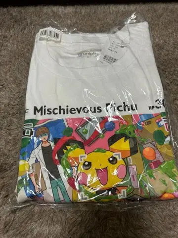 Mischievous Pichu 티셔츠 M 화이트