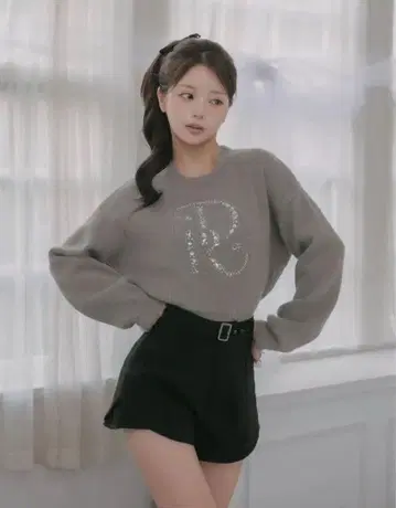 새상품 다리치 DR 비쥬 볼륨 리브 니트탑 그레이