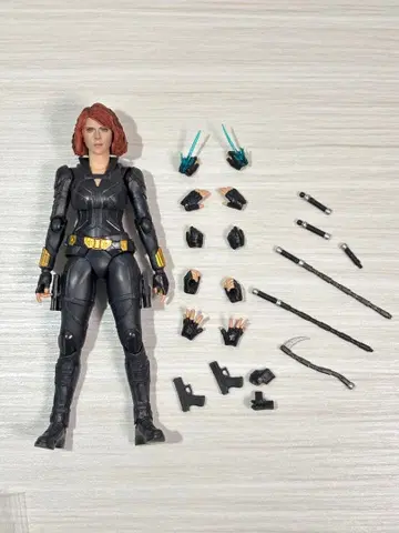 커스텀 헤드 S.H.Figuarts 블랙 위도우 피규아트