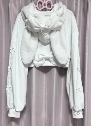 리즈리사 토끼 귀 여러 리본 후드티 화이트