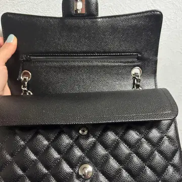 캐비아 스킨 체인 백 부속물 있음 24cm