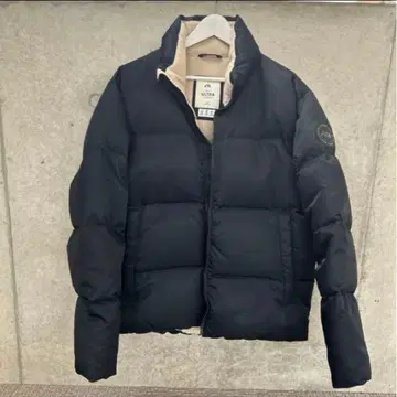 Abercrombie & Fitch 블랙 다운 자켓 M