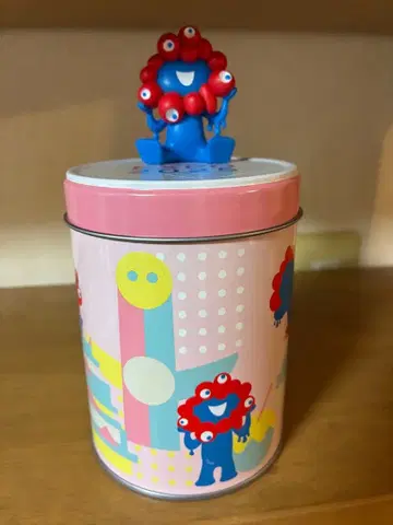 EXPO 2025 캐릭터 캔과 미야쿠미야쿠 마그넷