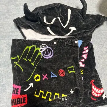 WEST. Wtrouble 후드 부착 타월