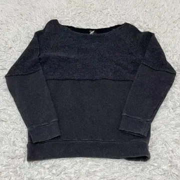 MUSE 뮤즈 두지엠 클라세 절개 맨투맨