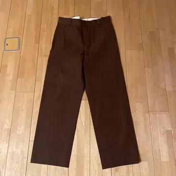 A.PRESSE 드레스 치노 종이 택 없음