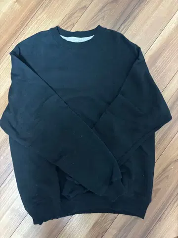 Champion 목 없는 맨투맨