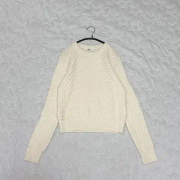 [UNIQLO] 화이트 니트 (S) / 모 100% 심플 캐주얼