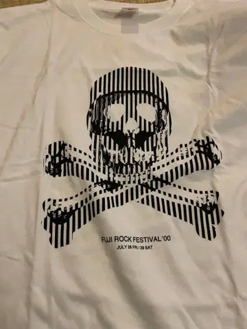 블랭키 젯 시티 미셸 건 엘리펀트 T셔츠 화이트