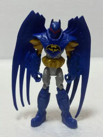 배트맨 아즈라엘 피규어