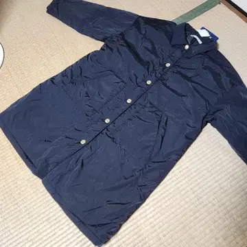 이즈스칼라 코트