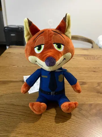 [ 새상품 ] 주토피아 닉 경찰관 봉제 인형