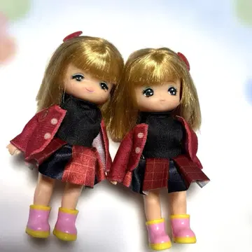 미키마키와 의류 세트입니다