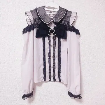 LIZLISA BIG 리본 오픈 숄더 블라우스