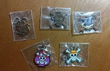 원피스 USJ 유니버셜 키링 참 루피 에이스 사보