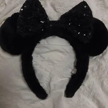 미키 귀 모양 머리띠 블랙 비즈 포함